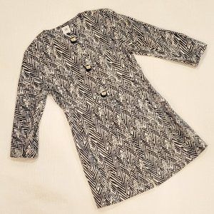 Size XS: CAbi Zig Zag Ponte Knit Style 3034